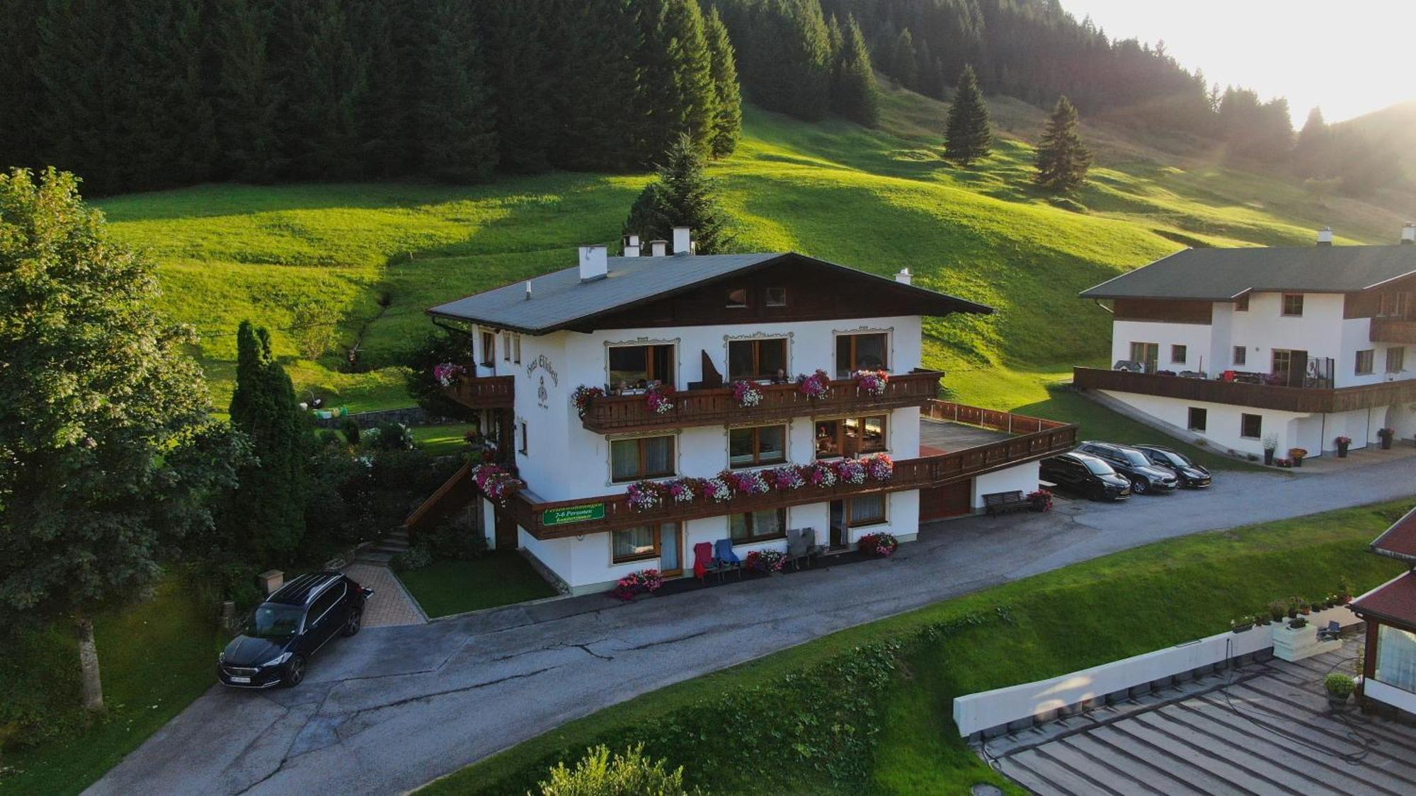 Haus Elisabeth Apartment Berwang Exterior photo